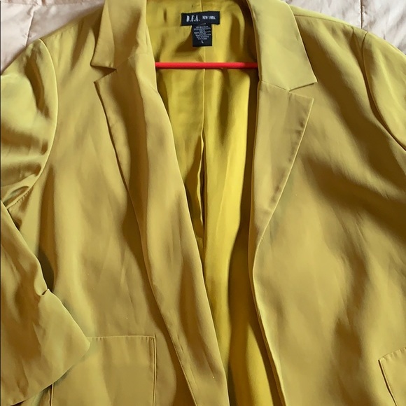 90s Vintage Polyester Blazer - Picture 2 of 5